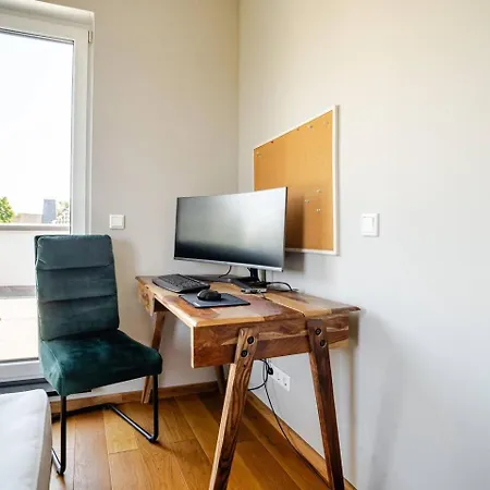 Apartment Luxurioese Mit Terrasse, Balkon Und Wasserbett - 24h Check-in *