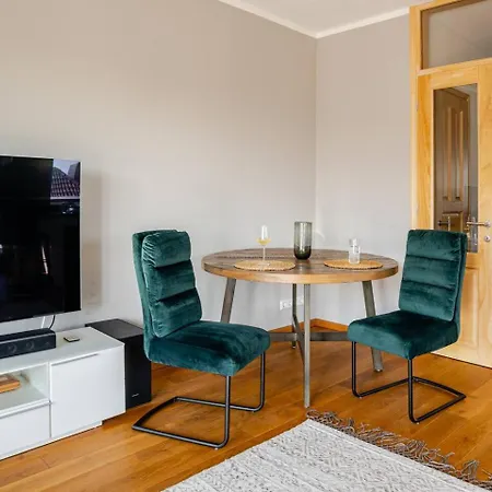 דירה Luxurioese Mit Terrasse Und Balkon - 24h Check-in